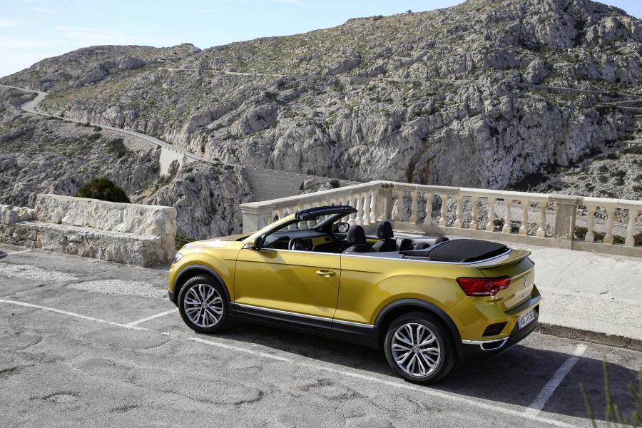  Volkswagen T-Roc Cabriolet 2019 года  (WW) (фото 24 из 30)